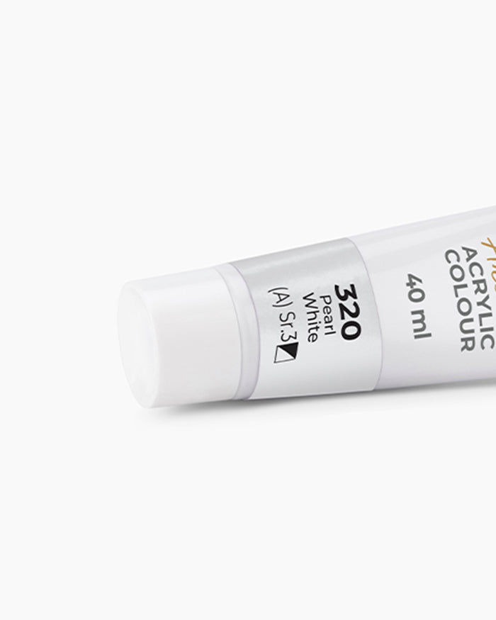 Pearl White (320) 40ml